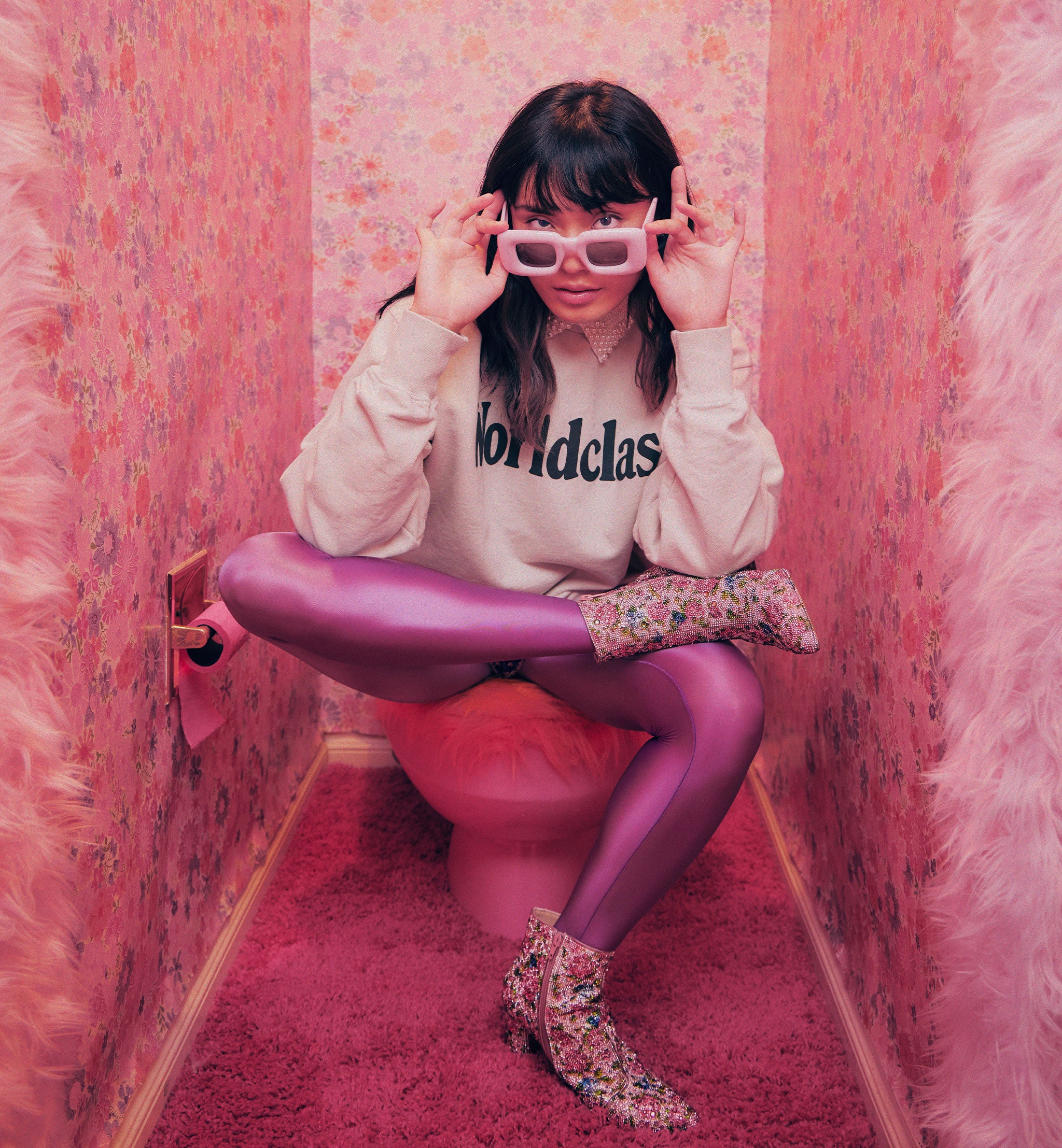 faq_sweatshirt.jpg
